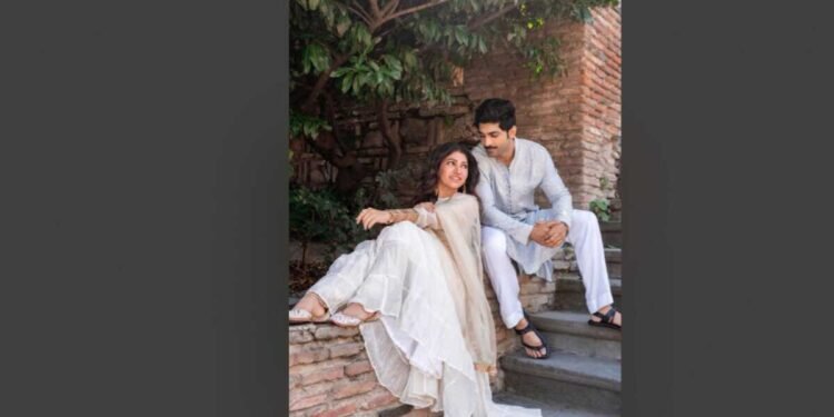 Tulsi Kumar drops her latest single Vekhan Nu - a Punjabi Pop Ballad along with IP Singh That Will Steal Your Heart, also featuring Taha Shah Badussha 1 Tulsi Kumar , IP Singh ,Vekhan Nu ,Punjabi Pop Ballad , Taha Shah Badussha , T-Series , Punjabi Music , New Music Release , Love Song ,Indian Music Video , Music Collaboration ,Bollywood Music , Akshay & IP ,Taani Tanvir