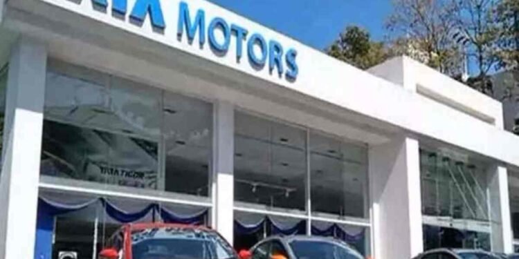 Tata Motors' SUV Sales Surge in Q3, but Hatchbacks and Sedans Lag 1 Tata Motors, Q3FY25 Results, Auto Industry, Indian Auto Market, SUV Sales, Passenger Vehicle Sales, Market Share, Revenue Growth, Profitability, Tata Motors SUV Dominance, Hatchback and Sedan Slowdown, Consumer Preference Shift, SUV Growth Drivers, Nexon CNG, Curvv, EBITDA Margin Improvement, Cost-Cutting Measures, PLI Benefits, Festive Season Sales, Inventory Optimization, JLR Performance, Market Challenges,tata motors q3 earnings,Business News,