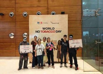 World No Tobacco Day, Tobacco awareness, Anti-tobacco campaign, Oral cancer, Cancer prevention, HCG Cancer Centre Borivali, Oberoi Mall, Borivali Station, Mumbai, Public health campaign, Zombie walk, Free cancer screening, LED warning, Health education, Gutka, Khaini, Smokeless tobacco, Early detection cancer, Cancer in India, HealthCare Global Enterprises ,HCG,