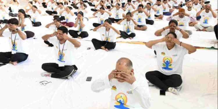 International Yoga Day 2025, Yoga Sangam, FHRAI Yoga Event, Ministry of AYUSH Yoga, Global Yoga Celebration, Yoga for All, Prime Minister Narendra Modi Yoga "Me to We" Yoga, "Yoga Transcends Boundaries", PM Modi Yoga Address, Ghaziabad Yoga Day, NCR Yoga Events, Faridabad Yoga, Atmantan Wellness Centre, Yashoda Medicity Ghaziabad, Jiva Ayurveda Faridabad, Yoga Wellness, Health and Harmony, Transformative Yoga, Public Participation Yoga, Cultural Leadership India, Grassroots Wellness Movement,