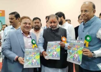 Road Safety, Uttar Pradesh, Dayashankar Singh, Yogi Adityanath, Brijesh Narayan Singh, Rajeev Kapur, Steelbird Helmets, BIS Certified Helmets, Accident Reduction, Traffic Rules, Enforcement, Vehicle Fitness, Child Safety, Mission Save Lives, Fake Helmets, Road Fatalities, Transport Department, India Road Safety, Two-Wheeler Safety, Pedestrian Safety, GST on Helmets, Motor Vehicle Department, AI in Road Safety