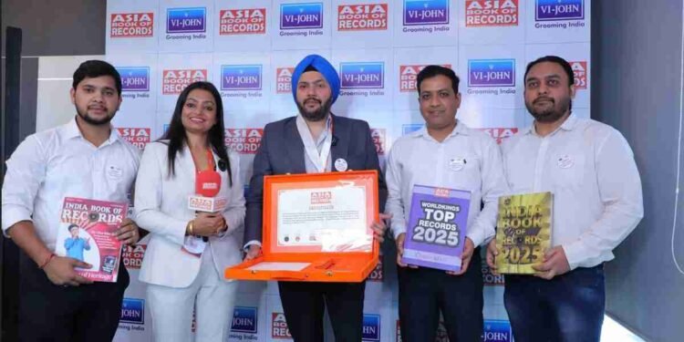 VI-John Sets Asia Record: 10,410 Grooming Pledges at Maha Kumbh 1 VI-John, personal grooming, Maha Kumbh, Asia Book of Records, Grooming Ka Mahakumbh, digital pledge, hygiene initiative, self-care, India, healthcare, grooming services, Harshit Kochhar, Ashutosh Chaudharie, Grooming Pratigya