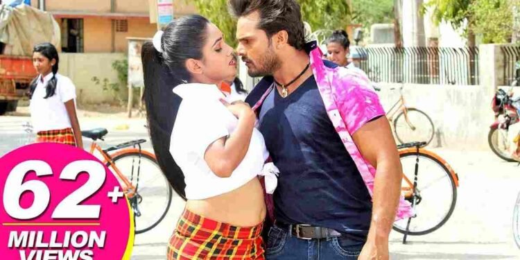 Top Bhojpuri Songs: Tracks That Are Ruling the Internet 1 bhojpuri song,bhojpuri songs, top bhojpuri songs, trending bhojpuri songs, best bhojpuri songs, bhojpuri music, Pawan Singh, Lollipop Lagelu, Khesari Lal Yadav, Laga Ke Fair Lovely, Radheshyam Rasya, Raja Raja Kareja Mein Samja, Sundar Popo, Phulari Bina Chatni, Kanchan and Babla, Dabangg 2, Bhojpuri hits, Bhojpuri artists, popular bhojpuri music