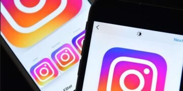 Instagram,Instagram college feature, Instagram 'Add School', connect with students on Instagram, Instagram student directory, UNiDAYS verification