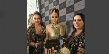 Colors Queen Cosmetics, Raabta by Rahul, Diwali Gala, Official Beauty Partner, Kangana Ranaut, Indian Beauty Brand, Celebrity Event, Luxury Jewelry