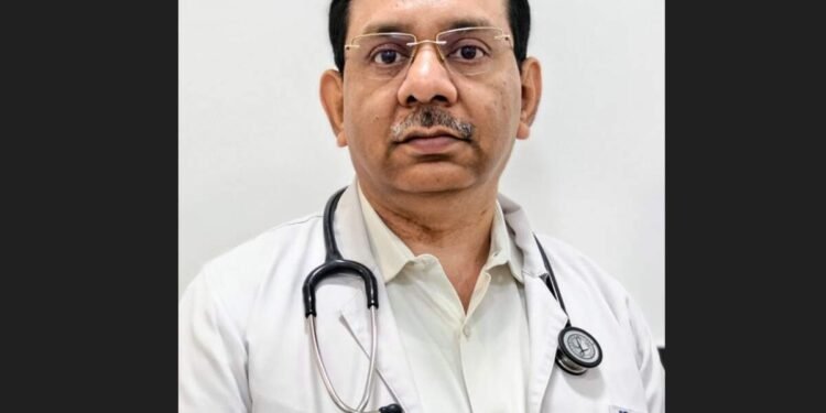 Kailash Hospitals, Delhi-NCR air pollution, AQI, respiratory health, cardiac emergencies, Diwali pollution, air quality, Noida hospital, Greater Noida, health alert, GRAP, COPD, asthma