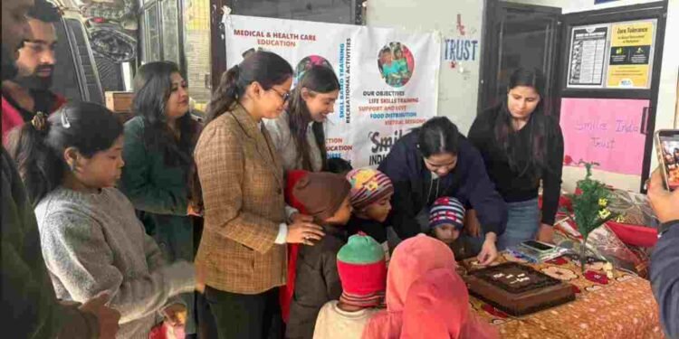 Media Maniacs Group, Smile India Trust, New Year CSR, corporate social responsibility India