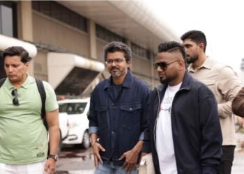 Thalapathy Vijay Malaysia, Jan Neta audio launch, Vijay grand welcome, Vijay Malaysia visit, Jan Neta movie, Vijay fans overseas, Silat performance Vijay