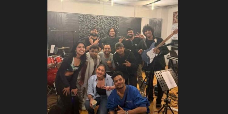 It’s a Working New Year’s Eve for Dhvani Bhanushali, Set to Perform Live in Kolkata 1 Dhvani Bhanushali,