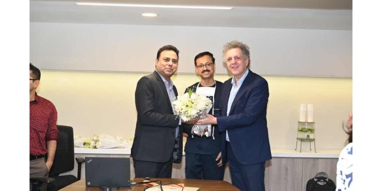 CK Birla Hospitals, CMRI to Host Knowledge-Sharing Session on Advanced Interventional Radiology for Venous Diseases 1 Interventional Radiology Kolkata, CMRI Hospital, Venous Disease Treatment, CK Birla Hospitals